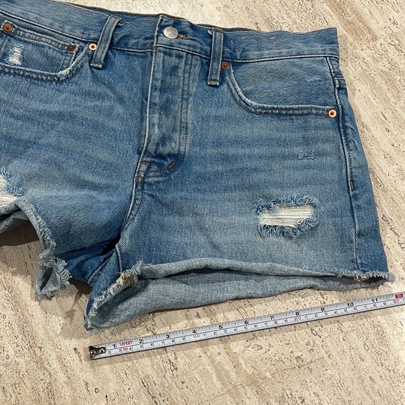 MADEWELL Relaxed Denim Shorts Ripped Edition in Homecrest Wash Size 25. - Picture 5 of 16